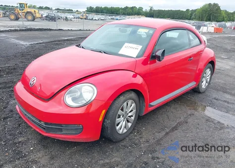 2015 Volkswagen Beetle 1.8T Fleet Edition из США, поврежденный, VIN 3VWF17AT6FM634246